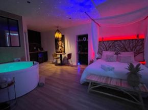Le Bohème Spa, loveroom à Sète